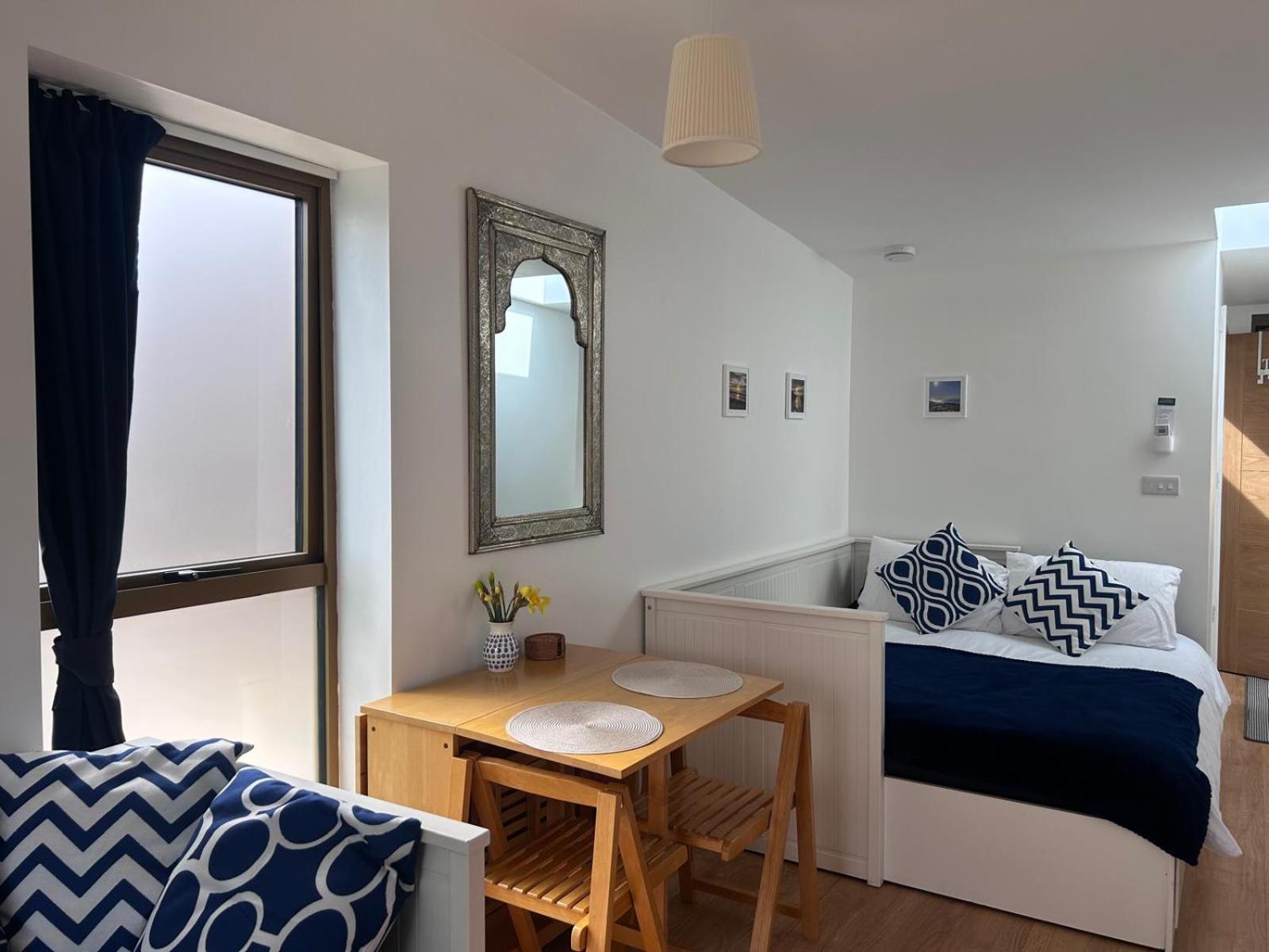 The Apple Tree Apartment Chestfield Bagian luar foto